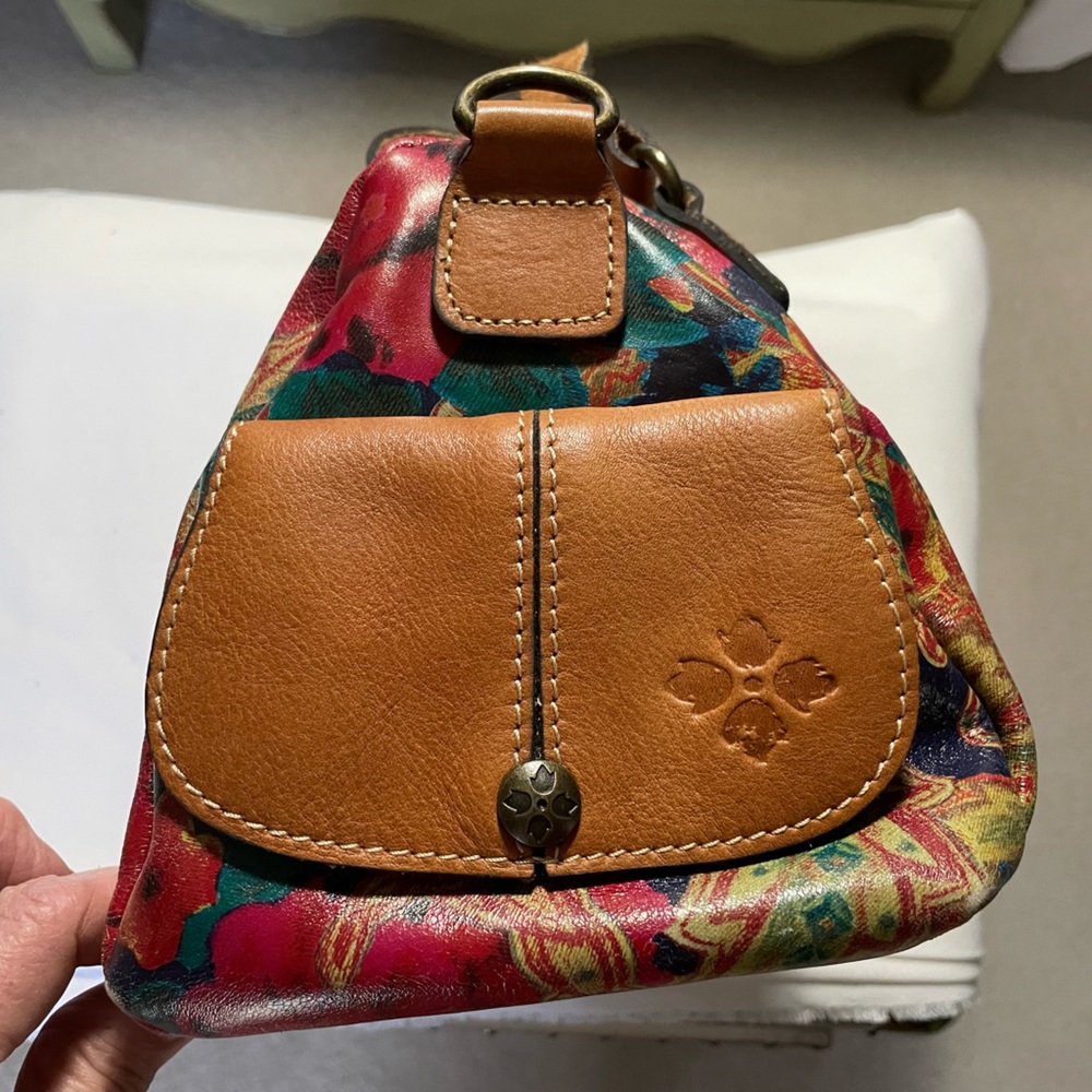 PATRICIA NASH HANDBAG   Multi Color   Very good used condition. - Picture 4 of 14